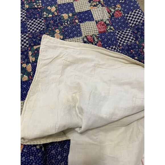 STUNNING Quilt 98"x86" Navy Blue Floral Postage Stamp Diamond Handmade Vintage - Picture 15 of 15